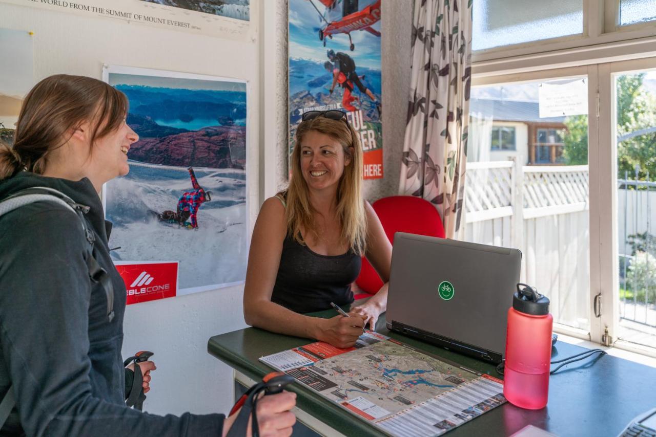 Mountain View Backpackers Vandrerhjem Wanaka Eksteriør bilde